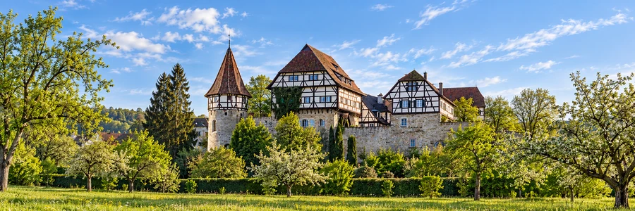 Zollernschloss in Balingen &ndash; KI-gestaltetes Panorama